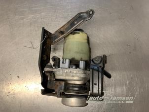 Gebruikte Servo Elektrisch Ford Focus C-Max 1.8 16V Prijs € 125,00 Margeregeling aangeboden door Auto Samsen B.V.