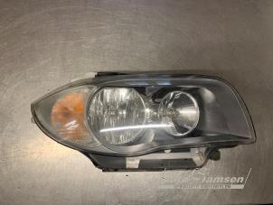 Gebruikte Koplamp rechts BMW 1 serie (E87/87N) 116i 2.0 16V Prijs € 50,00 Margeregeling aangeboden door Auto Samsen B.V.
