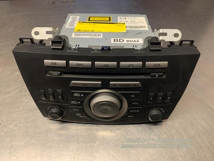 Radio van een Mazda 3 Sport (BL14/BLA4/BLB4) 1.6i MZR 16V 2009