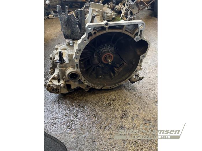 Gebruikte Versnellingsbak Mazda 3 Sport (BL14/BLA4/BLB4) 1.6i MZR 16V Prijs € 300,00 Margeregeling aangeboden door Auto Samsen B.V.