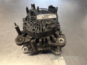 Gebruikte Dynamo Volkswagen Golf V (1K1) 1.4 FSI 16V Prijs € 50,00 Margeregeling aangeboden door Auto Samsen B.V.