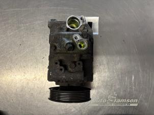 Gebruikte Aircopomp Volkswagen Golf V (1K1) 1.4 FSI 16V Prijs € 60,00 Margeregeling aangeboden door Auto Samsen B.V.