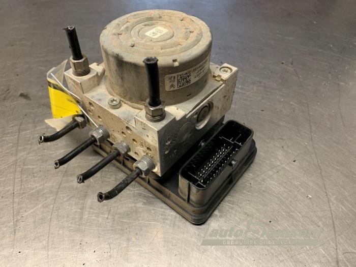 Gebruikte ABS Pomp Citroen C3 (SC) 1.2 VTi 82 12V Prijs € 75,00 Margeregeling aangeboden door Auto Samsen B.V.