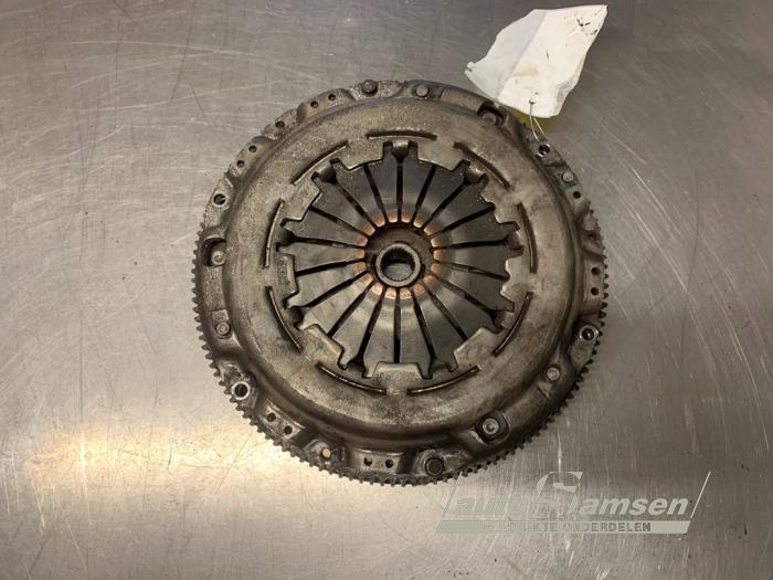 Gebruikte Vliegwiel dubbele massa Volkswagen Polo V (6R) 1.2 TDI 12V BlueMotion Prijs € 75,00 Margeregeling aangeboden door Auto Samsen B.V.