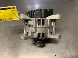 Gebruikte Dynamo Renault Twingo II (CN) 1.2 16V Prijs € 40,00 Margeregeling aangeboden door Auto Samsen B.V.