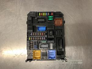 Gebruikte Bodycontrol Module Opel Corsa F (UB/UH/UP) 1.2 Turbo 12V 100 Prijs € 125,00 Margeregeling aangeboden door Auto Samsen B.V.