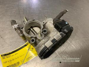 Gebruikte Gasklephuis Opel Agila (A) 1.2 16V Prijs € 40,00 Margeregeling aangeboden door Auto Samsen B.V.