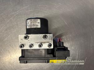 Gebruikte ABS Computer Mercedes C Sportcoupé (C203) 1.8 C-200K 16V Prijs € 75,00 Margeregeling aangeboden door Auto Samsen B.V.