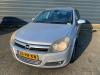 Motorkap van een Opel Astra H (L48), 2004 / 2014 1.6 16V Twinport, Hatchback, 4Dr, Benzine, 1.598cc, 77kW (105pk), FWD, Z16XEP; EURO4, 2004-03 / 2006-12 2004