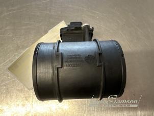 Gebruikte Luchthoeveelheidsmeter Opel Corsa E 1.0 SIDI Turbo 12V Prijs € 25,00 Margeregeling aangeboden door Auto Samsen B.V.