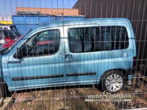 Gebruikte Katalysator Citroen Berlingo Cinqspace, Multispace 1.6 16V Prijs € 150,00 Margeregeling aangeboden door Auto Samsen B.V.