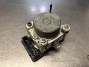 Gebruikte ABS Pomp Dacia Logan (LS) 1.4 Prijs € 50,00 Margeregeling aangeboden door Auto Samsen B.V.