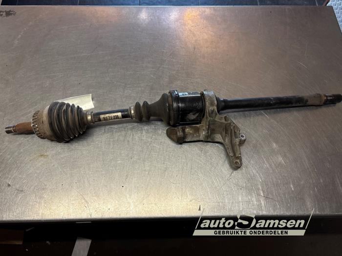 Gebruikte Aandrijfas rechts-voor Saab 9-3 I (YS3D) 2.0t 16V Prijs € 75,00 Margeregeling aangeboden door Auto Samsen B.V.