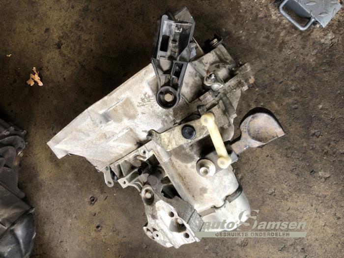 Gebruikte Versnellingsbak Citroen C3 (SC) 1.2 VTi 82 12V Prijs € 250,00 Margeregeling aangeboden door Auto Samsen B.V.