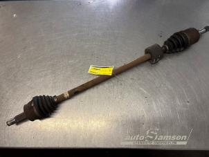 Gebruikte Aandrijfas rechts-voor Fiat Stilo (192A/B) 1.4 16V Prijs € 50,00 Margeregeling aangeboden door Auto Samsen B.V.