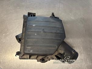 Gebruikte Luchtfilterhuis Opel Adam 1.4 16V Prijs € 50,00 Margeregeling aangeboden door Auto Samsen B.V.