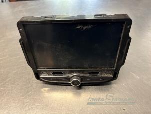 Gebruikte Radio Opel Adam 1.4 16V Prijs € 150,00 Margeregeling aangeboden door Auto Samsen B.V.