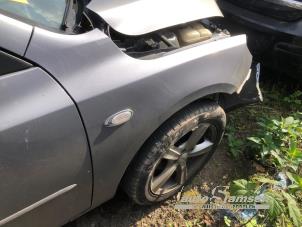 Gebruikte Voorscherm rechts Mazda 3 Sport (BK) 1.6i 16V Prijs € 50,00 Margeregeling aangeboden door Auto Samsen B.V.