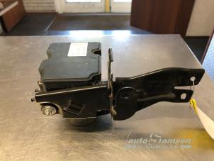 Gebruikte ABS Pomp Volkswagen Polo V (6R) 1.4 TDI DPF BlueMotion technology Prijs € 50,00 Margeregeling aangeboden door Auto Samsen B.V.