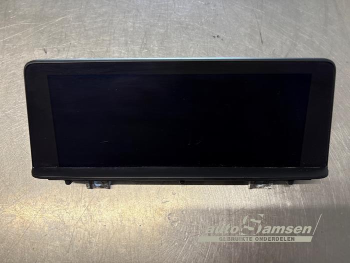 Gebruikte Display Interieur BMW 1 serie (F20) 116d 1.6 16V Efficient Dynamics Prijs € 325,00 Margeregeling aangeboden door Auto Samsen B.V.