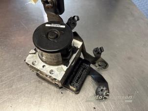 Gebruikte ABS Pomp Renault Scénic III (JZ) 1.2 16V TCe 130 Prijs € 175,00 Margeregeling aangeboden door Auto Samsen B.V.