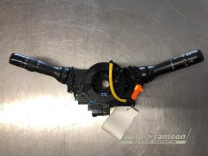 Gebruikte Combischakelaar Stuurkolom Toyota Yaris III (P13) 1.33 16V Dual VVT-I Prijs € 50,00 Margeregeling aangeboden door Auto Samsen B.V.