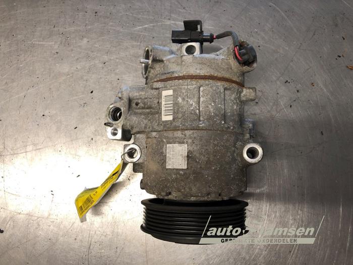 Gebruikte Aircopomp Volkswagen Polo V (6R) 1.4 16V Prijs € 75,00 Margeregeling aangeboden door Auto Samsen B.V.
