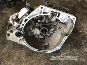 Gebruikte Versnellingsbak Renault Grand Scénic III (JZ) 1.2 16V TCe 130 Prijs € 600,00 Margeregeling aangeboden door Auto Samsen B.V.