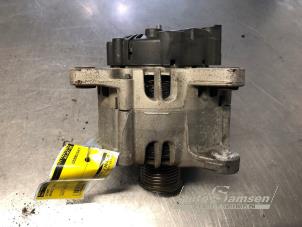 Gebruikte Alternator Renault Grand Scénic III (JZ) 1.2 16V TCe 130 Prijs € 85,00 Margeregeling aangeboden door Auto Samsen B.V.