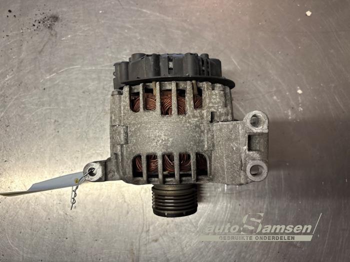 Gebruikte Alternator Mercedes A (W169) 2.0 A-200 5-Drs. Prijs € 50,00 Margeregeling aangeboden door Auto Samsen B.V.