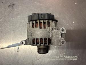 Gebruikte Dynamo Mercedes A (W169) 2.0 A-200 5-Drs. Prijs € 50,00 Margeregeling aangeboden door Auto Samsen B.V.