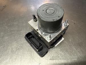 Gebruikte ABS Pomp Volkswagen Polo V (6R) 1.2 TSI 16V BlueMotion Technology Prijs € 50,00 Margeregeling aangeboden door Auto Samsen B.V.