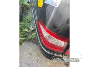 Gebruikte Achterlicht links Mercedes E Combi (S211) 3.2 E-320 CDI 24V Prijs € 65,00 Margeregeling aangeboden door Auto Samsen B.V.