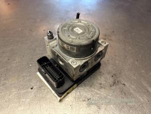 Gebruikte ABS Pomp Citroen C4 Cactus (0B/0P) 1.2 PureTech 110 12V Prijs € 225,00 Margeregeling aangeboden door Auto Samsen B.V.