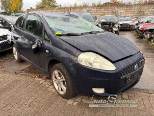 Gebruikte Versnellingsbak Fiat Grande Punto (199) 1.2 Prijs € 300,00 Margeregeling aangeboden door Auto Samsen B.V.