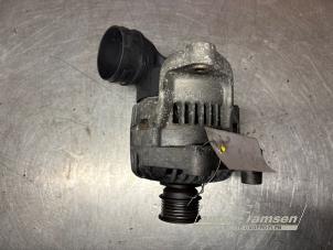 Gebruikte Dynamo BMW 3 serie (E46/4) 328i 24V Prijs € 75,00 Margeregeling aangeboden door Auto Samsen B.V.