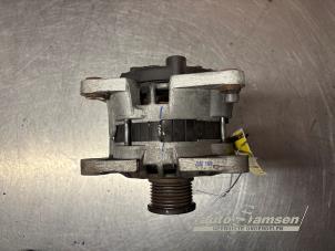 Gebruikte Dynamo Renault Clio IV Estate/Grandtour (7R) 0.9 Energy TCE 12V Prijs € 50,00 Margeregeling aangeboden door Auto Samsen B.V.