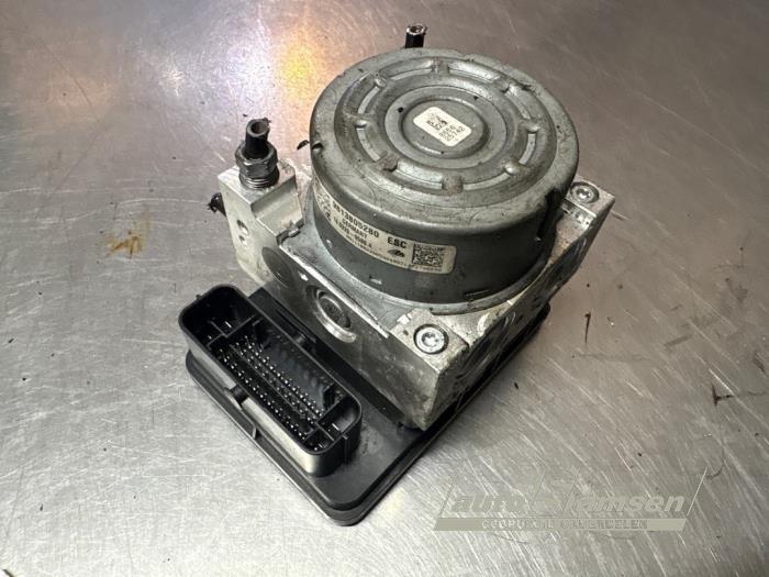 Gebruikte ABS Pomp Citroen C3 (SC) 1.2 VTi 82 12V Prijs € 75,00 Margeregeling aangeboden door Auto Samsen B.V.