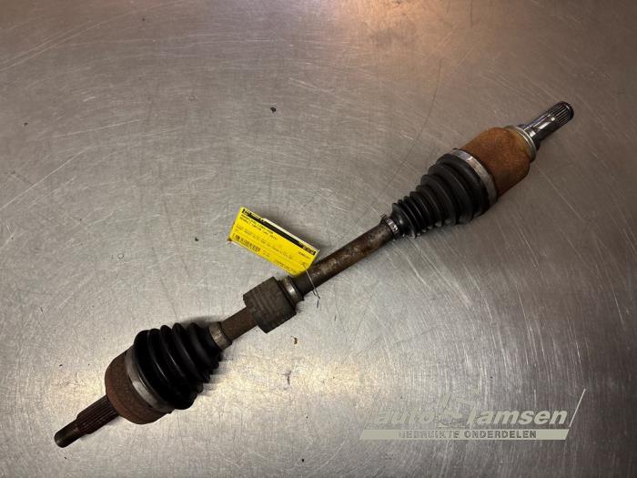 Gebruikte Aandrijfas links-voor Renault Captur I (2R) 1.5 Energy dCi 90 FAP Prijs € 75,00 Margeregeling aangeboden door Auto Samsen B.V.