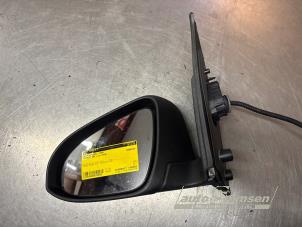 Gebruikte Spiegel Buiten links Peugeot 108 1.0 12V VVT-i Prijs € 90,00 Margeregeling aangeboden door Auto Samsen B.V.