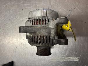 Gebruikte Dynamo Toyota RAV4 (A2) 2.0 16V VVT-i 4x4 Prijs € 45,00 Margeregeling aangeboden door Auto Samsen B.V.