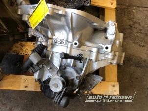 Gebruikte Versnellingsbak Suzuki Swift (ZA/ZC/ZD1/2/3/9) 1.3 VVT 16V Prijs € 500,00 Margeregeling aangeboden door Auto Samsen B.V.