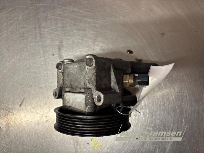 Gebruikte Servopomp Ford Focus 2 C+C 1.6 16V Prijs € 75,00 Margeregeling aangeboden door Auto Samsen B.V.