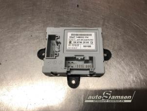 Gebruikte Deur module Ford Focus 2 C+C 1.6 16V Prijs € 40,00 Margeregeling aangeboden door Auto Samsen B.V.