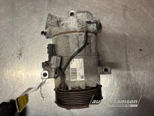 Gebruikte Aircopomp Renault Clio IV Estate/Grandtour (7R) 1.2 TCE 16V GT EDC Prijs € 75,00 Margeregeling aangeboden door Auto Samsen B.V.