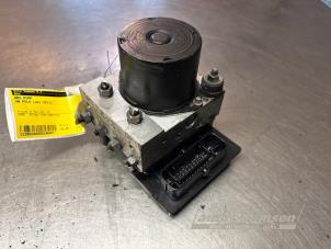 Gebruikte ABS Pomp Volkswagen Polo V (6R) 1.2 12V Prijs € 40,00 Margeregeling aangeboden door Auto Samsen B.V.