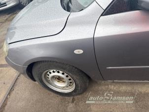 Gebruikte Voorscherm links Mazda 3 Sport (BK) 1.6i 16V Prijs € 75,00 Margeregeling aangeboden door Auto Samsen B.V.