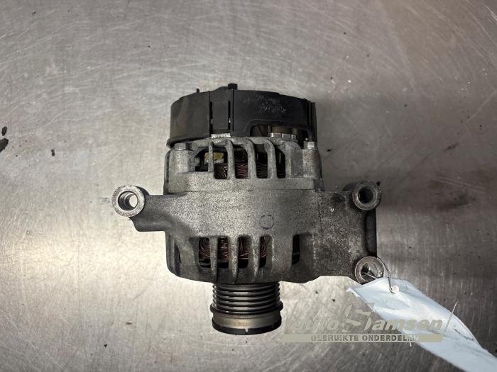 Gebruikte Alternator Lancia Delta (844) 1.4 MultiAir 16V Prijs € 50,00 Margeregeling aangeboden door Auto Samsen B.V.