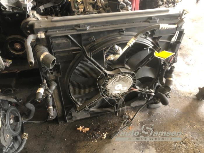 Radiateur BMW X5M (F85), 2014 / 2018 4.4i V8 Turbo 32V, SUV, Benzine, 4.395cc, 423kW (575pk), 4x4, S63B44B, 2014-12 / 2018-10, KT61; KT62 (Gebruikt)