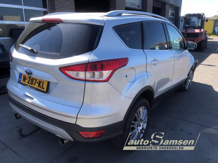 Gebruikte Steekas rechts-achter Ford Kuga II (DM2) 1.6 EcoBoost 16V 4x4 Prijs € 80,00 Margeregeling aangeboden door Auto Samsen B.V.